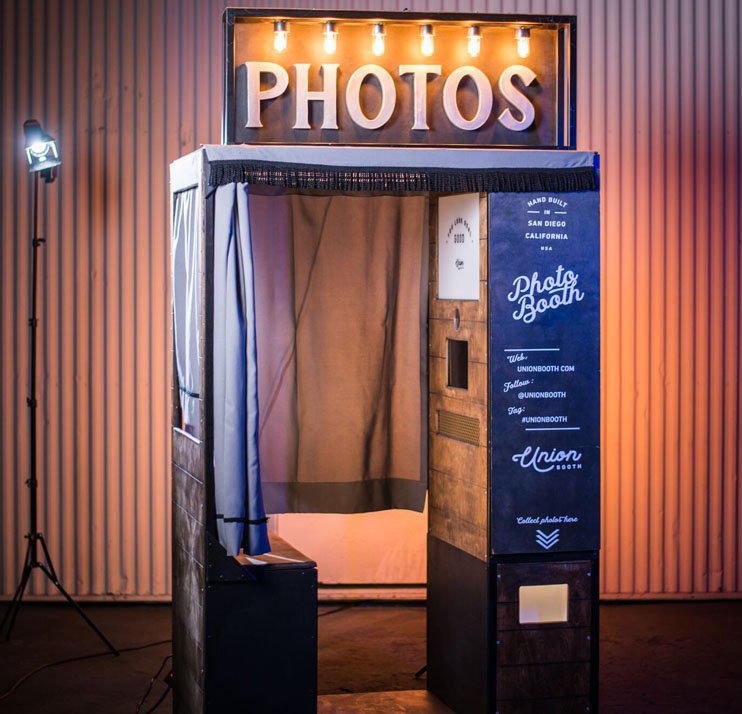 Photo Booth Rentals – What To Know Before You Book a Photo Booth